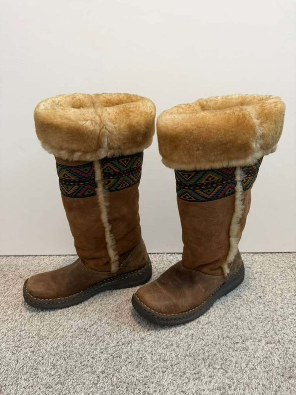 Born Shearling Fur Lined Tall Leather Brown Winter Boots Aztec Western Eskimo